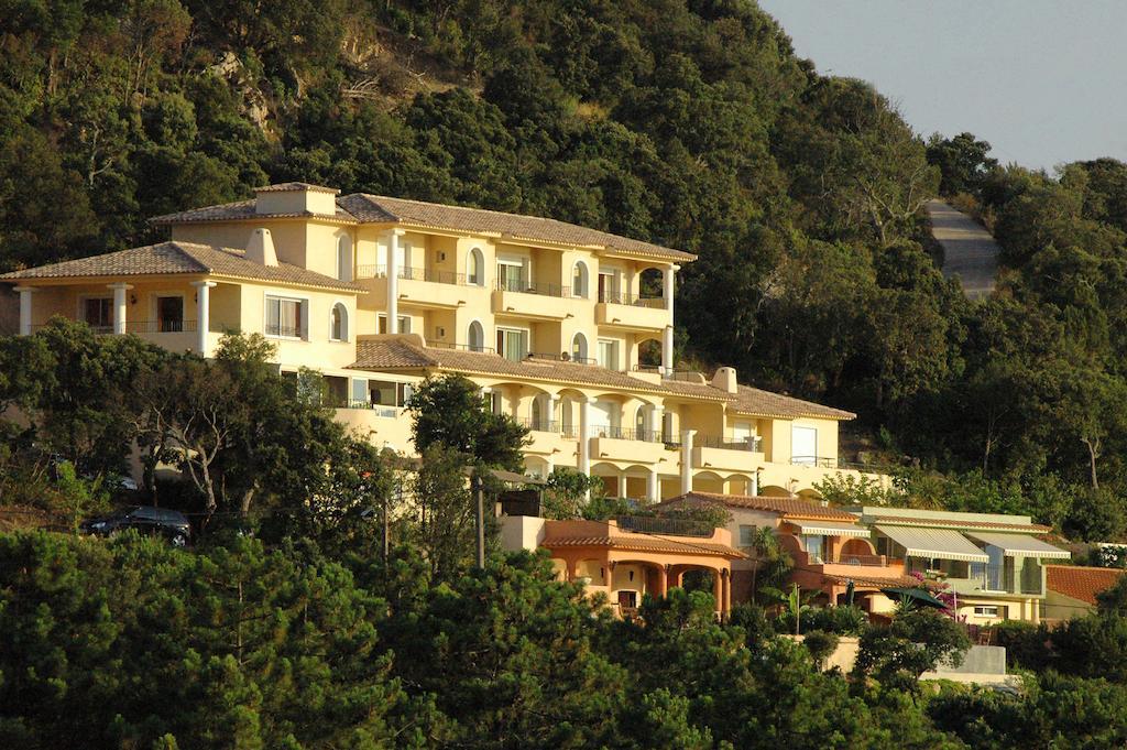 Hotel Alta Rocca Порто-Веккьо Экстерьер фото